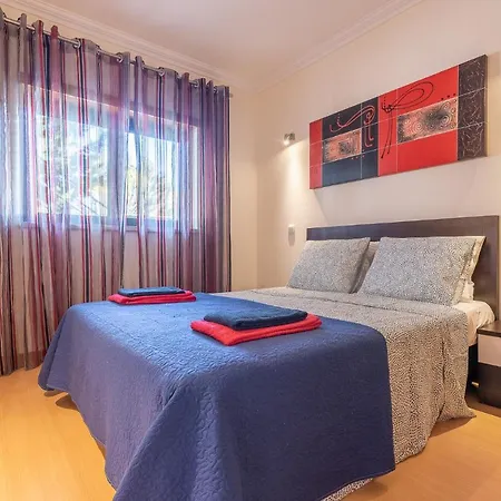 Apartment In A Private And Quiet W\pool Albufeira