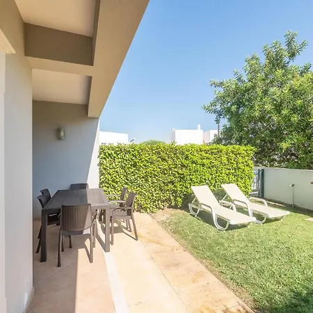 Appartamento In A Private&quiet W\pool